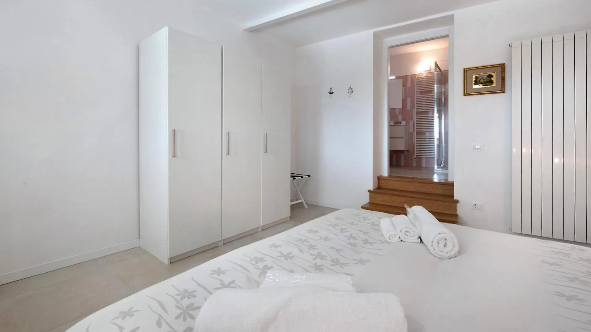 Casa Mavi Apartment Corte Franca 0*,  Italy